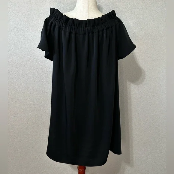 Pleione Black Off Shoulder Tunic - Picture 3 of 6